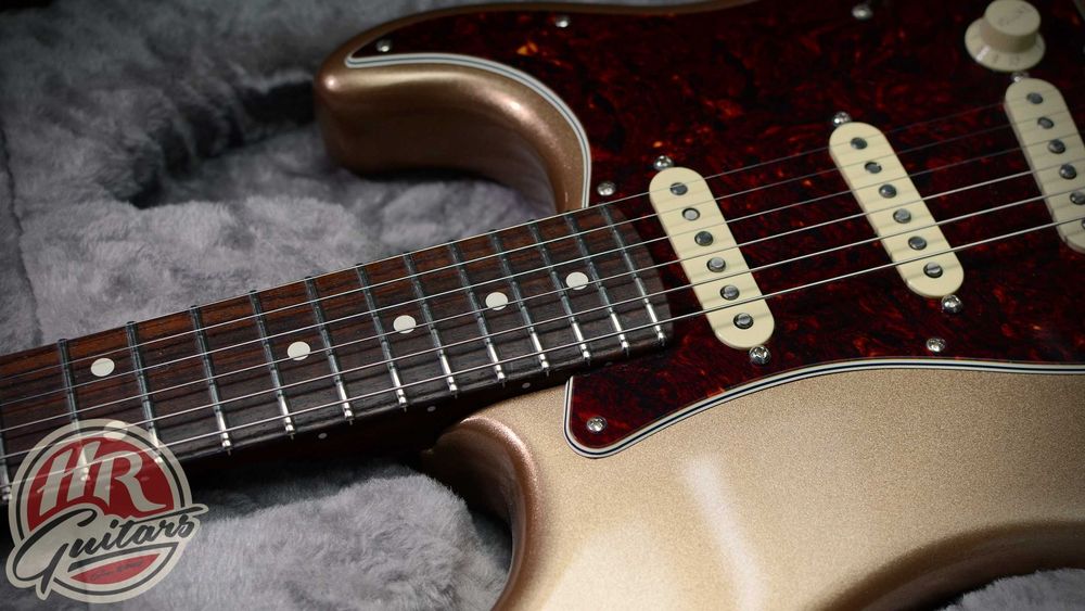 FENDER AMERICAN PROFESSIONAL II Stratocaster Dealer Exclusive, gitara elektryczna