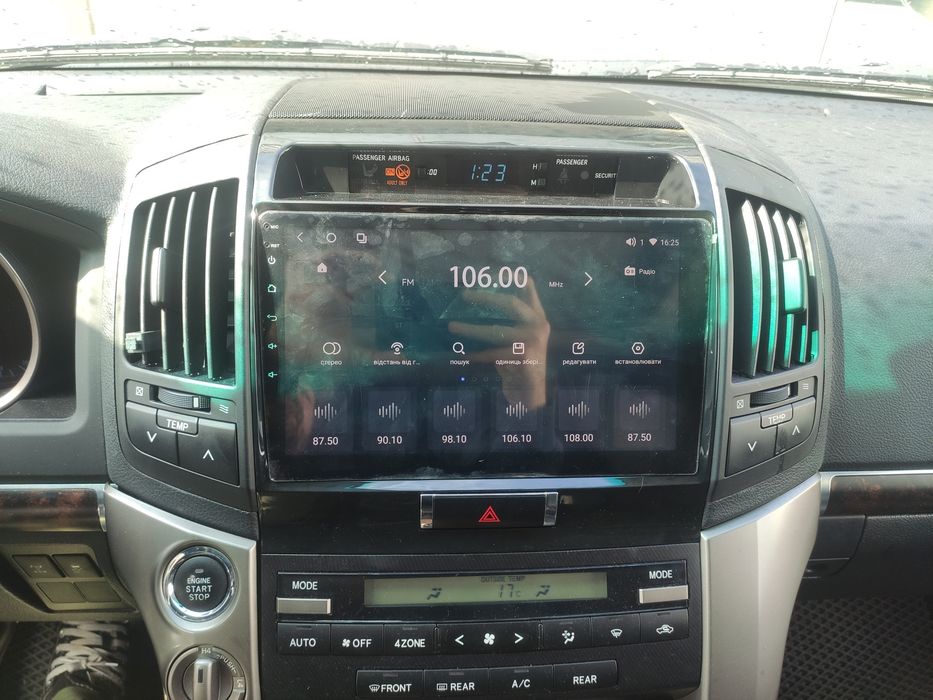 Штатная автомагнитола Toyota Land cruiser 200 з CarPlay+ 4/32 шустрый
