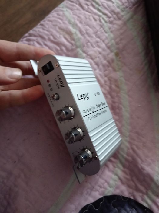 Авто усилитель Lepy LP-808