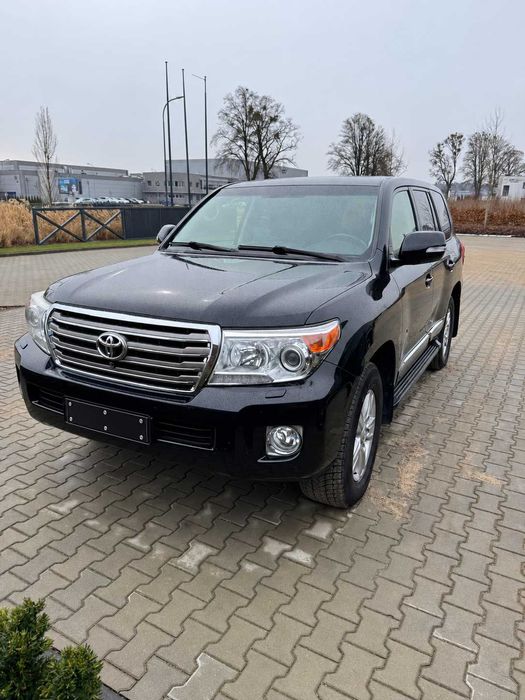 Продам Toyota Land Cruiser 200 4.5D