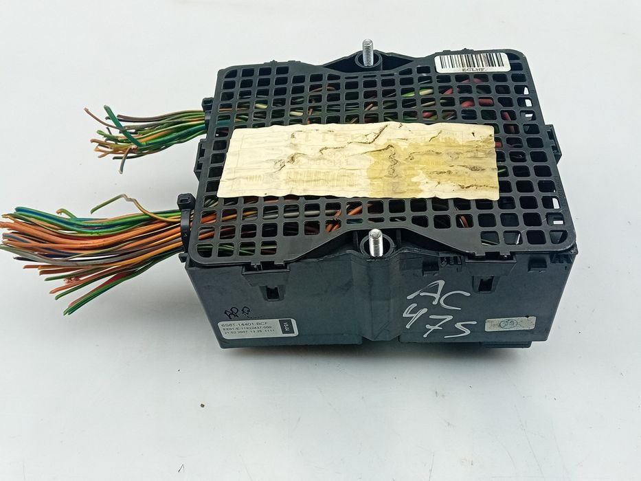 Caixa fusíveis / SAM / BSI FORD Fiesta V (JH_, JD_)