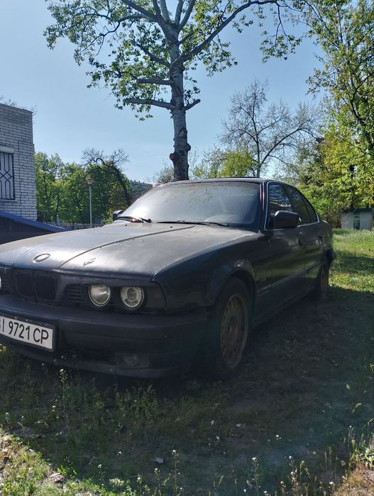 Продам БМВ Е34 2.5мотор