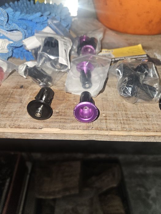 Bicycle Handlebar End Caps435649135405312001
