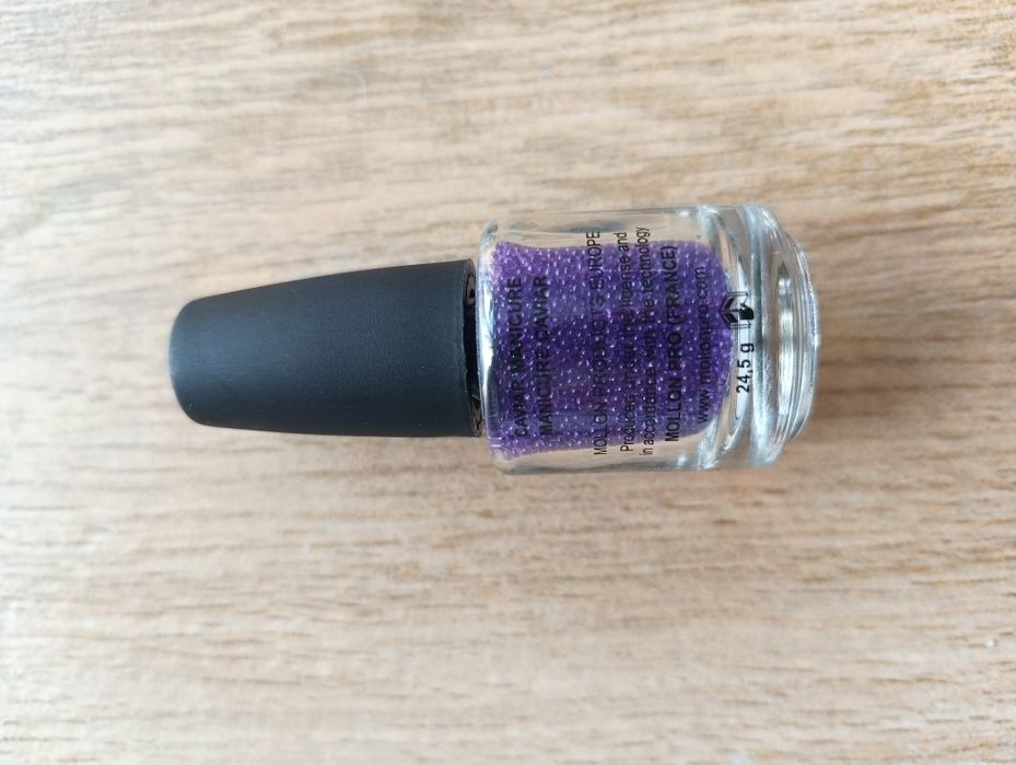 Szklane czarne kuleczki do zdobienia paznokci Mollon