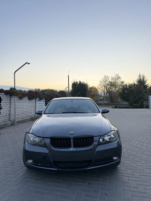 Продам BMW3 е90 2.0 газ/бенз