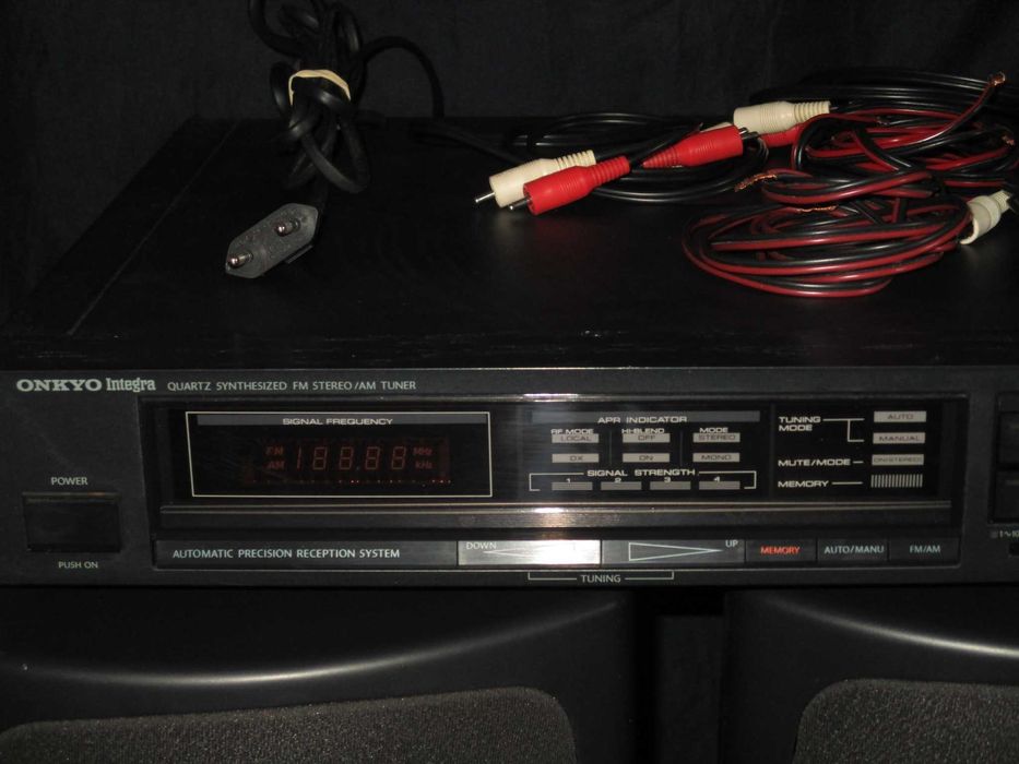 Rádio Onkyo e Colunas Technics