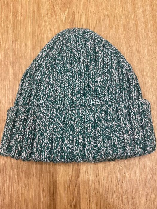 Зимова шапка Reserved