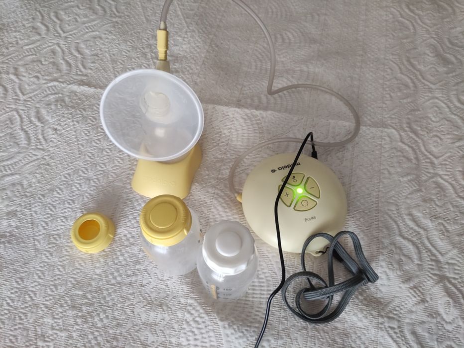 Máquina leite materno - medella  swing- como nova