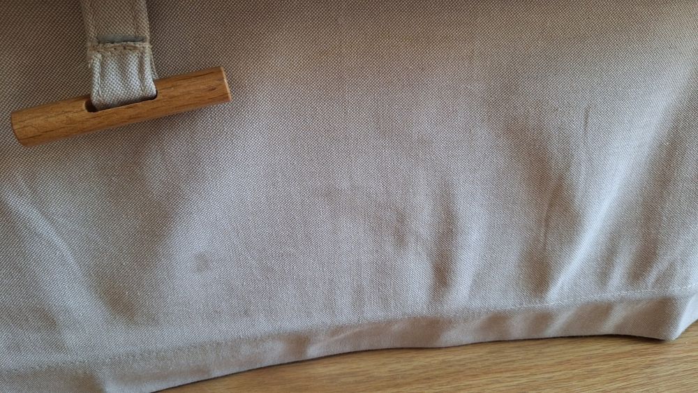 Sofá cama 3 lugares, com arrumação