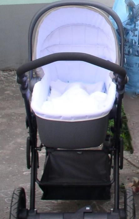 Коляску универсальную 2 в 1 CAM Dinamico бежевый б/у со стразами