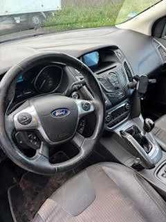 FORD FOCUS SW - 1.6 TDCi - 115 CV - TITANIUM (Versão full extras)