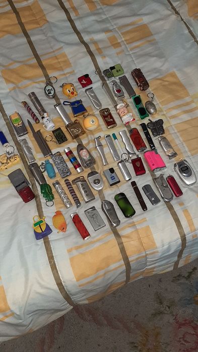 Coleção de esqueiros e porta chaves