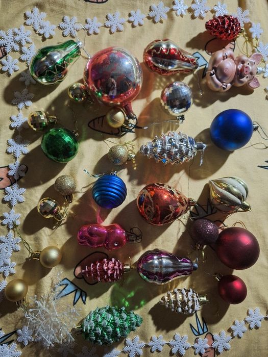 Новогодние шарики