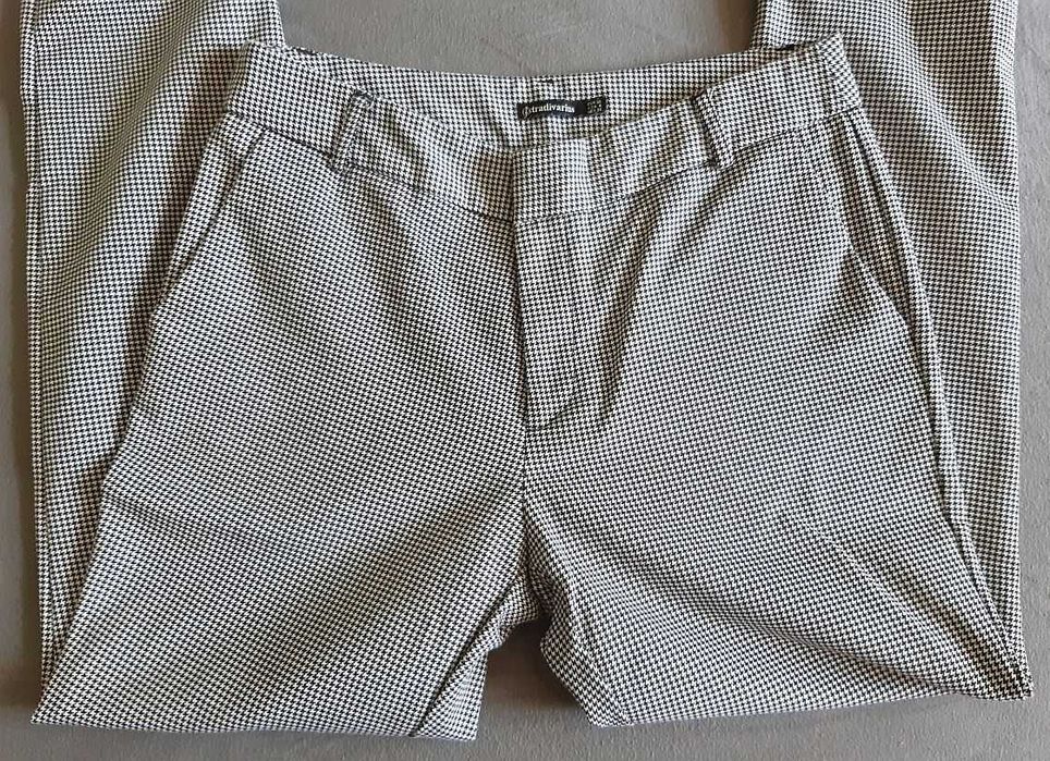 Spodnie w pepitkę Stradivarius