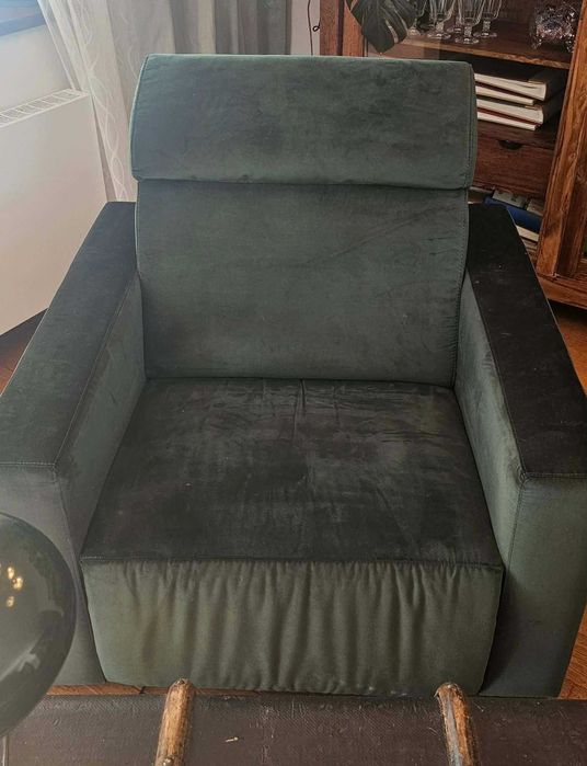 Fotel z regulowanym zagłówkiem, butelkowa zieleń Kraków