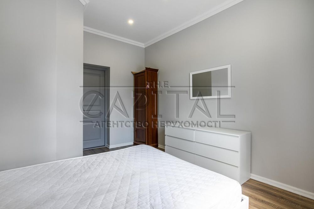 Оренда квартири, пл. Бессарабська, Центр