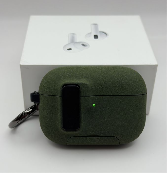 Чехол на AirPods Pro 3 Grey, AirPods 4 Green, AirPods Pro 2, противоударный, максимальная защита от падения, открывается кнопкой
