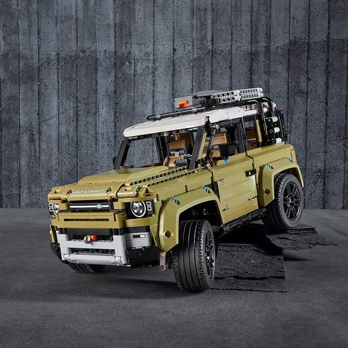 Конструктор Land Rover Defender - Позашляховик Дефендер (1:1 LEGO)