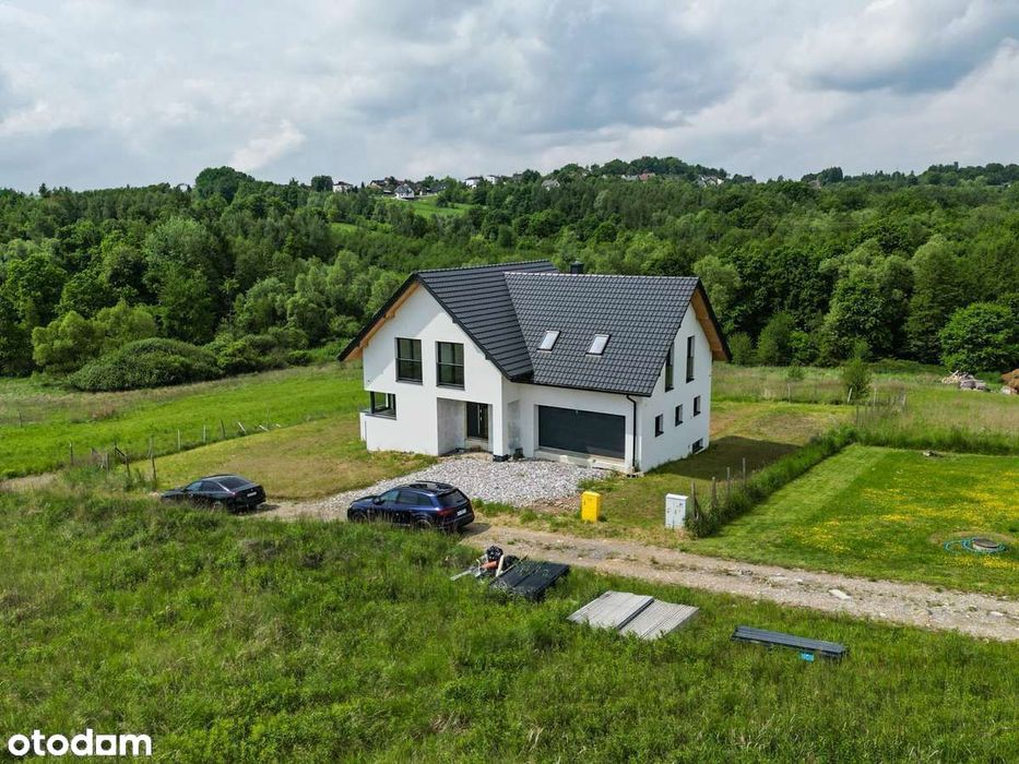 Inteligentny  dom z z widokiem i tarasem, dostępny od zaraz !