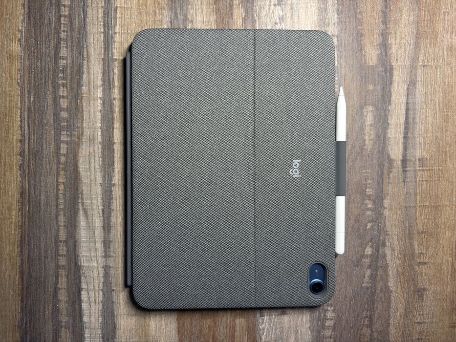 IPad 10 Gen 2025 com teclado e apple pencil