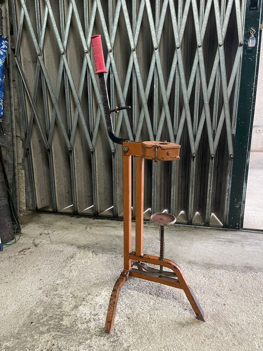 Engarrafador  antigo