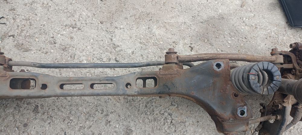 Zawieszenie tylne tył Hyundai ix35
