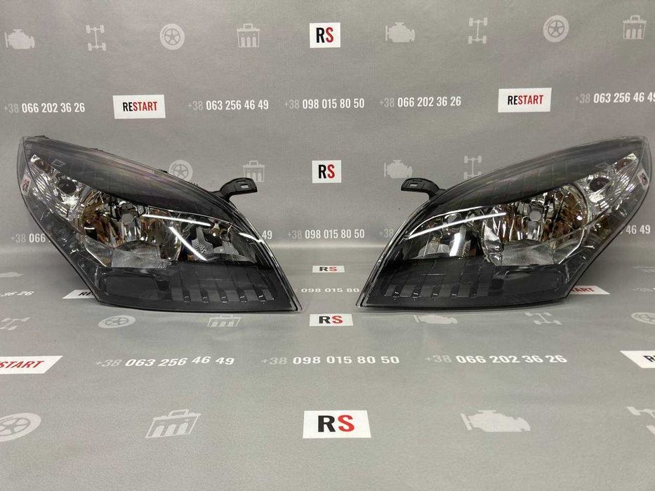 Фари передні на Renault Megane 3 Рено Меган 3 2009 -2013 чорні