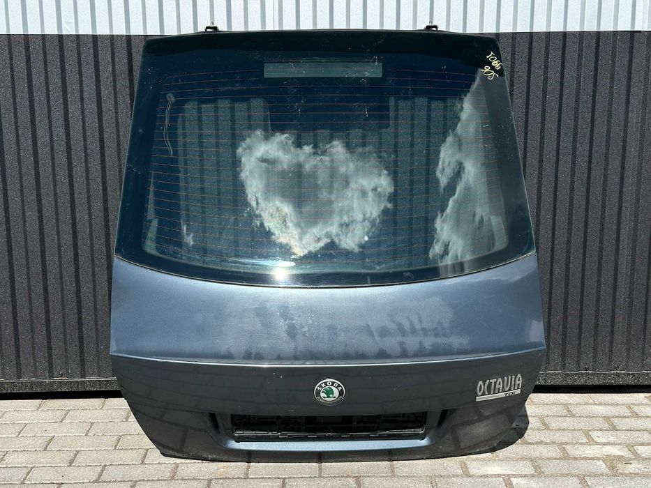 Багажник ліфтбек Skoda Octavia A5 Кляпа ліфтбек Шкода Октавія А5 9901