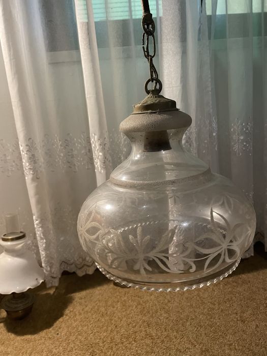 Candeeiro de teto antigo