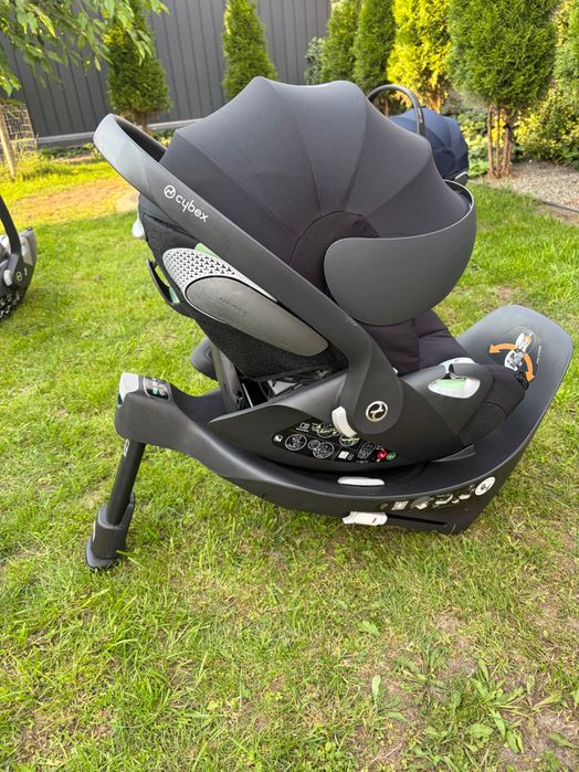 Автокрісло Cybex Cloud T
