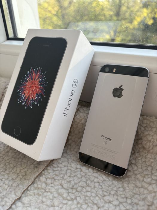 iPhone se 2016 32 гб нова батарея