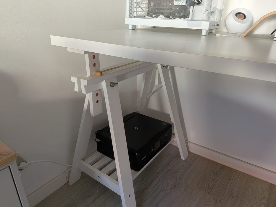 Secretária IKEA 150x75