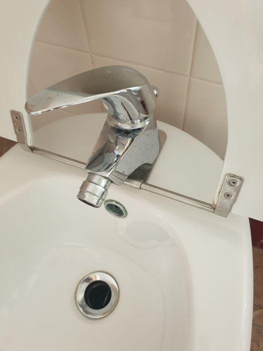 Bidé marca Valadares