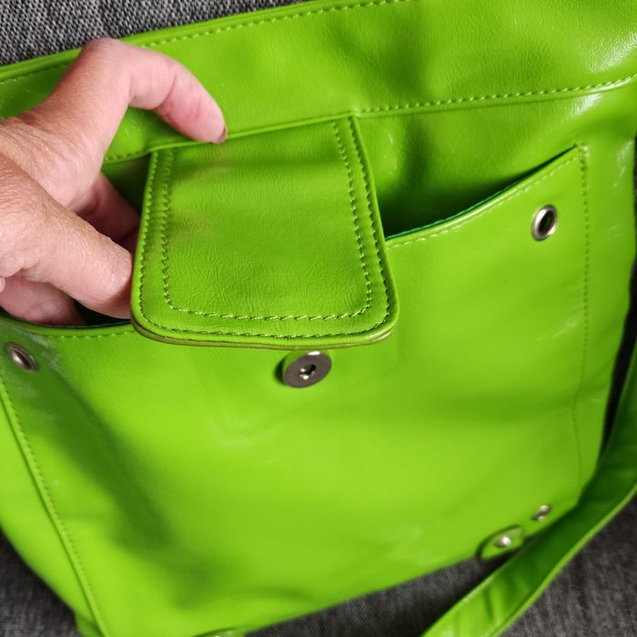 Torebka damska listonoszka cena z przesyłką