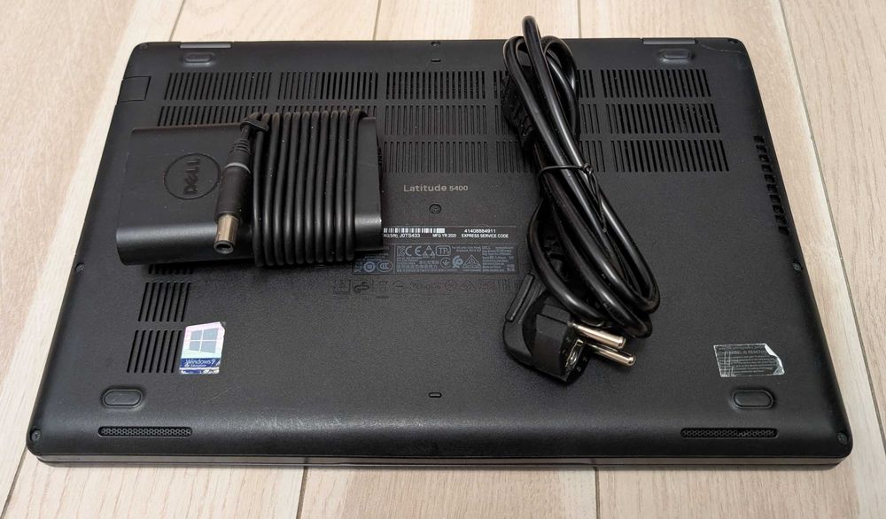 Ноутбук Dell Latitude 5400 i5 8GB 256GB SSD HD Windows 11 Pro