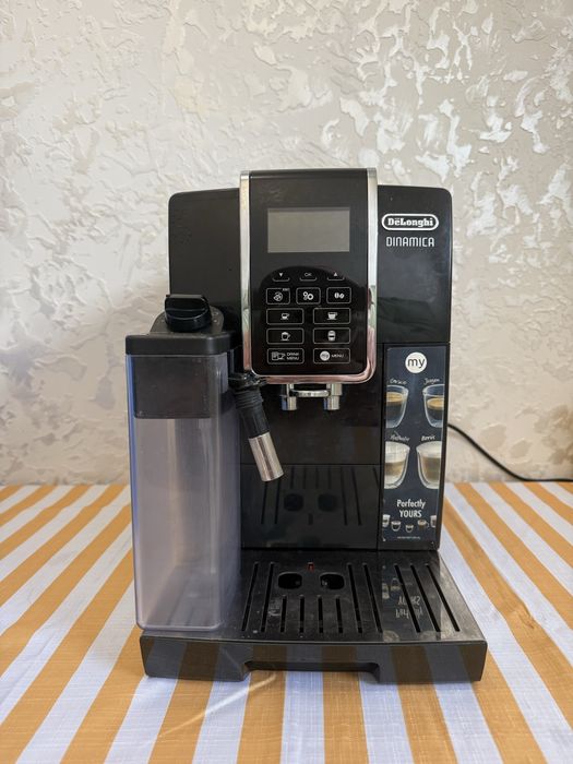 Продам кавомашину DeLonghi Dinamica ECAM 350.15.B