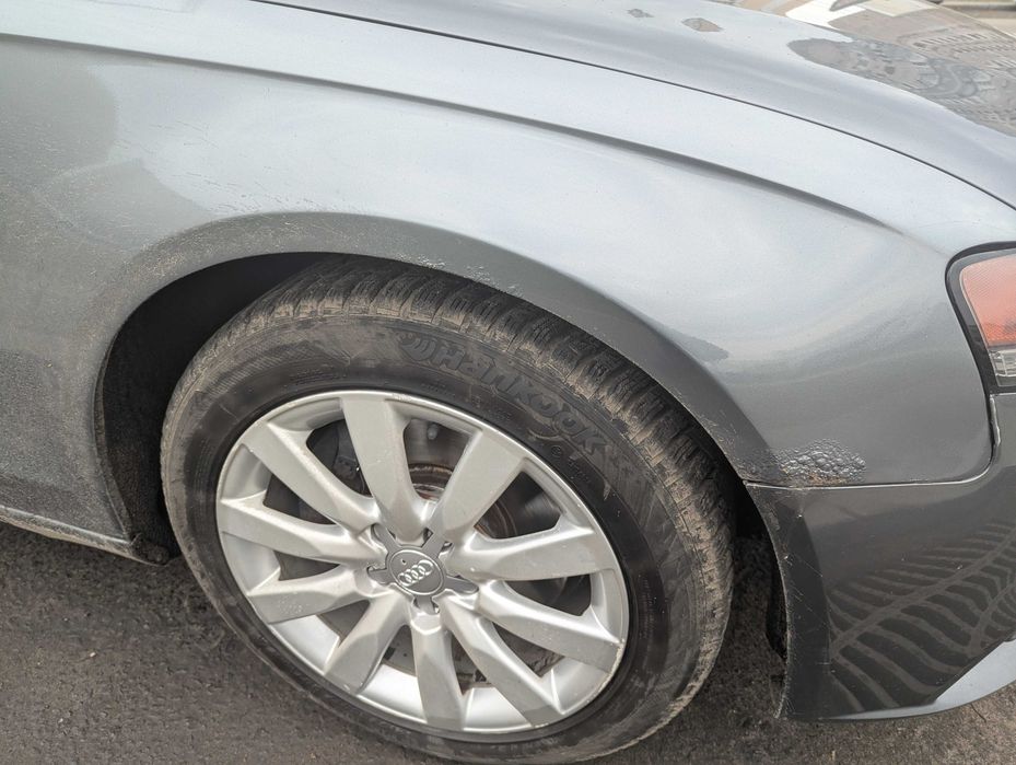 Автомобиль Audi A4