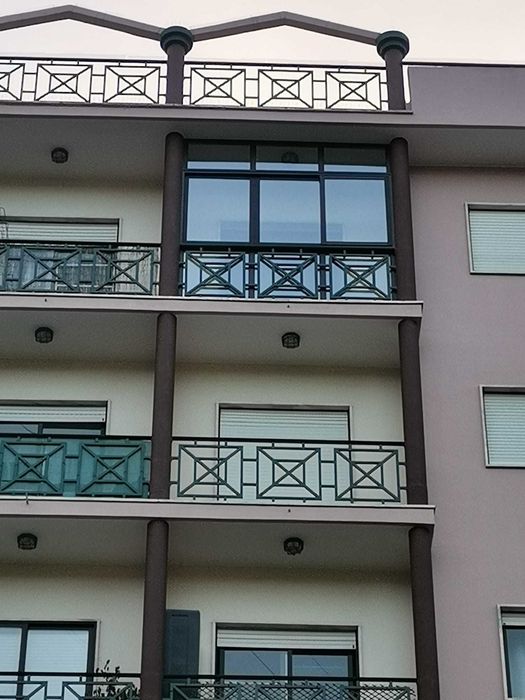 Marquise em muito bom estado/ nova belas