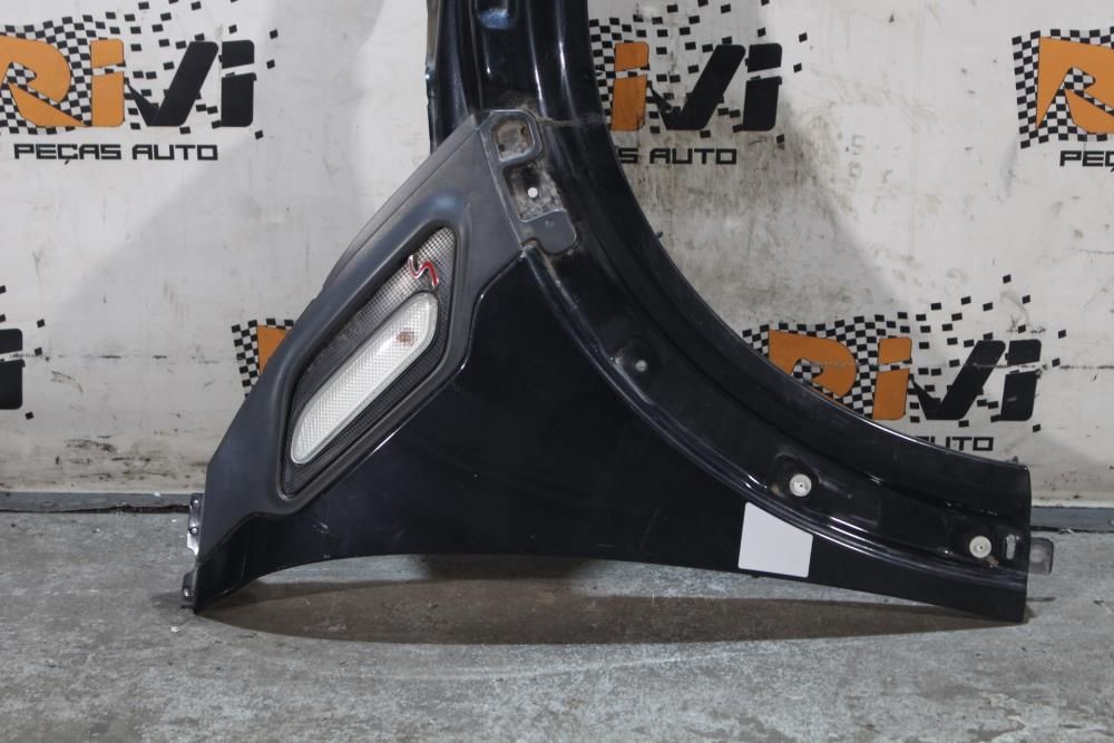 Guarda-lamas direito MINI Mini Countryman (R60)