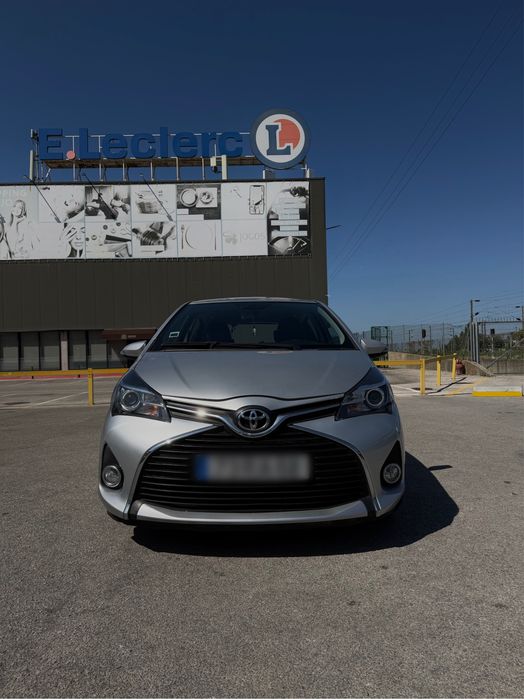 Toyota Yaris 1.0 VVT-i | 2016 | 140.000 km | Apple CarPlay + Câmara