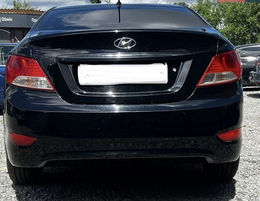 Продам hyundai accent 2011