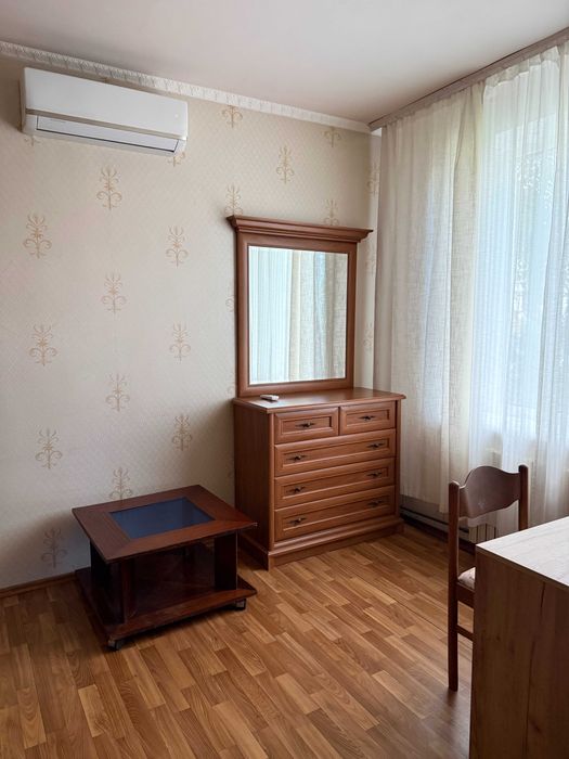 Двуповерховий дім подобово, 7 станція Великого Фонтану