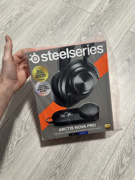 Навушники з мікрофоном SteelSeries Arctis Nova Pro Black (61527)