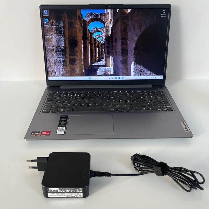 Computador Portátil Lenovo IdeaPad 3 Ryzen 7 12/256gb NVME 15.6"FHD c/carregador