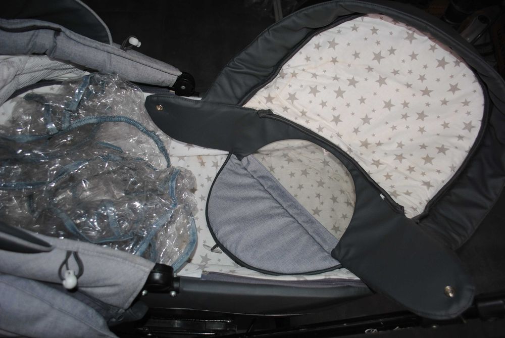 Компл. для новонародженого коляска люлька Baby Pram De Luxe ліжечко з матрациком