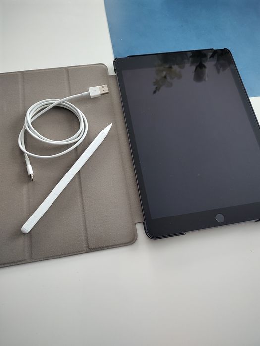 Jak nowy tablet iPad (9. generacji) 10.2", 256 GB
i