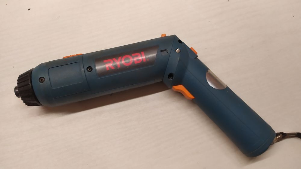 Wkrętak Ryobi. Do wymiany aku