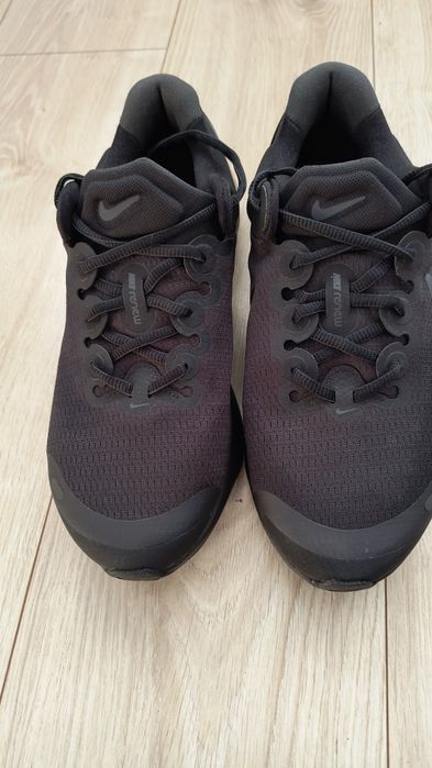 Adidasy Nike Renew Run 3