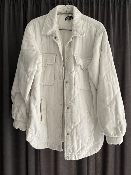 Стьобана куртка біла