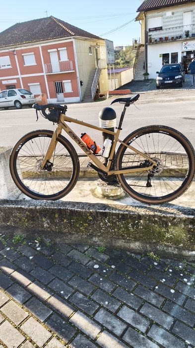Bicicleta Gravel